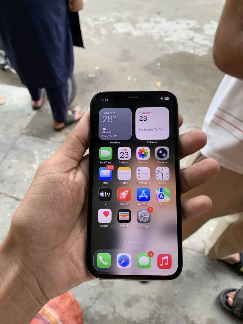 Apple iPhone 12 Pro 4