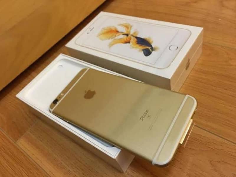 Apple iPhone 6S Plus 0