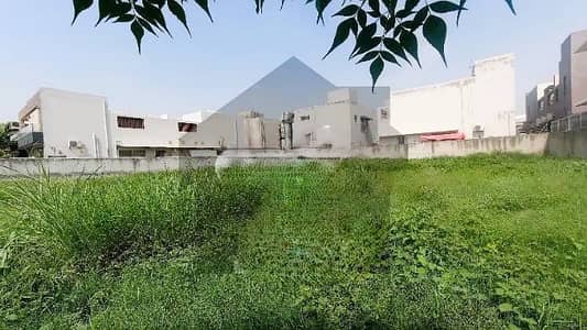 Pair of Kanal Plot No- 780 And 781 Block Y - Total 2 Kanal Top Location in Phase 7 DHA Lahore For Urgent Sale
