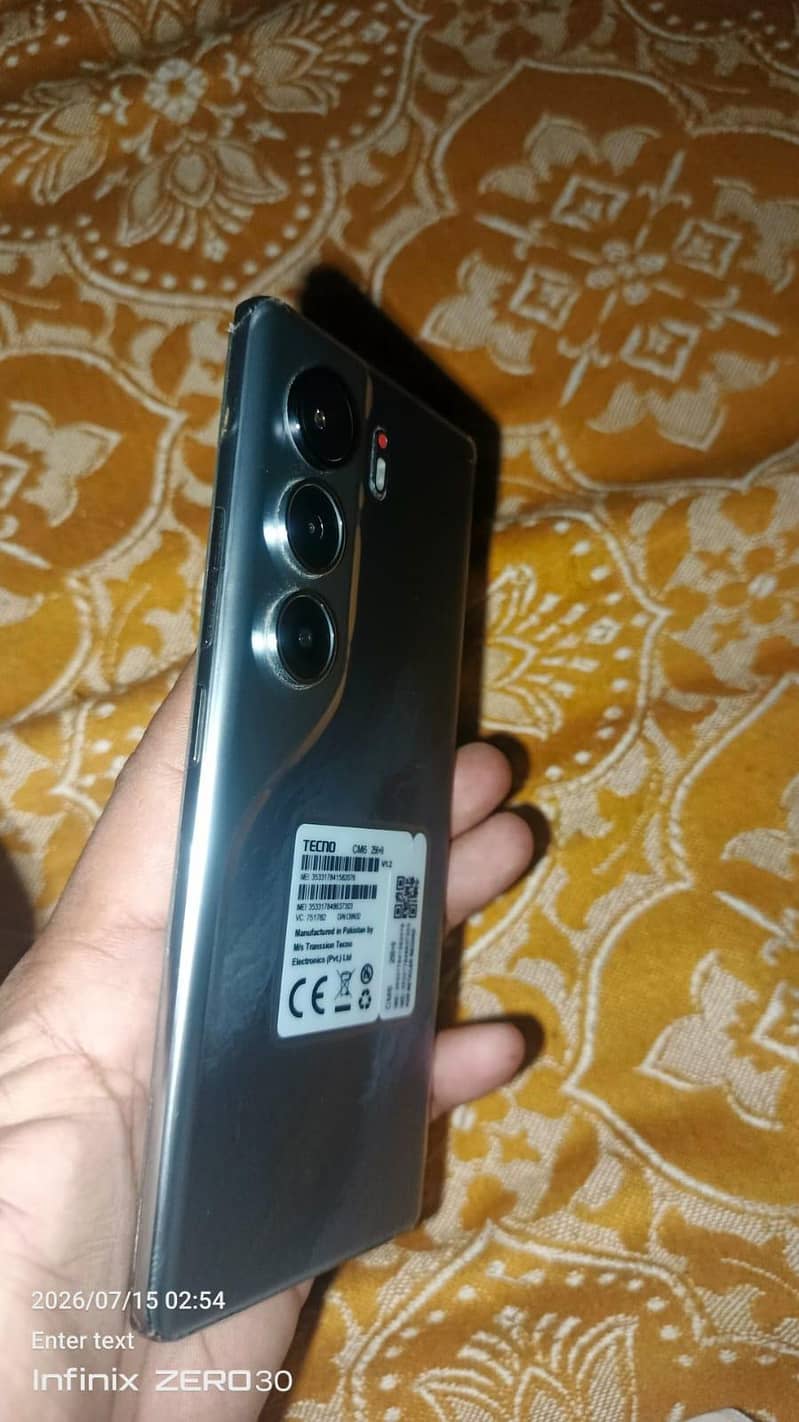 Tecno CAMON 40 Pro 3
