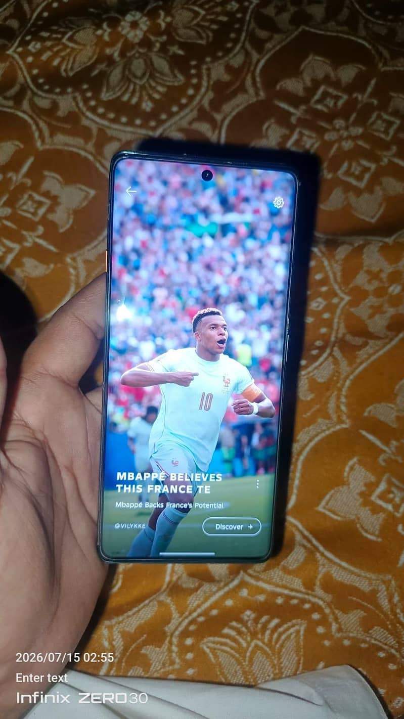 Tecno CAMON 40 Pro 12
