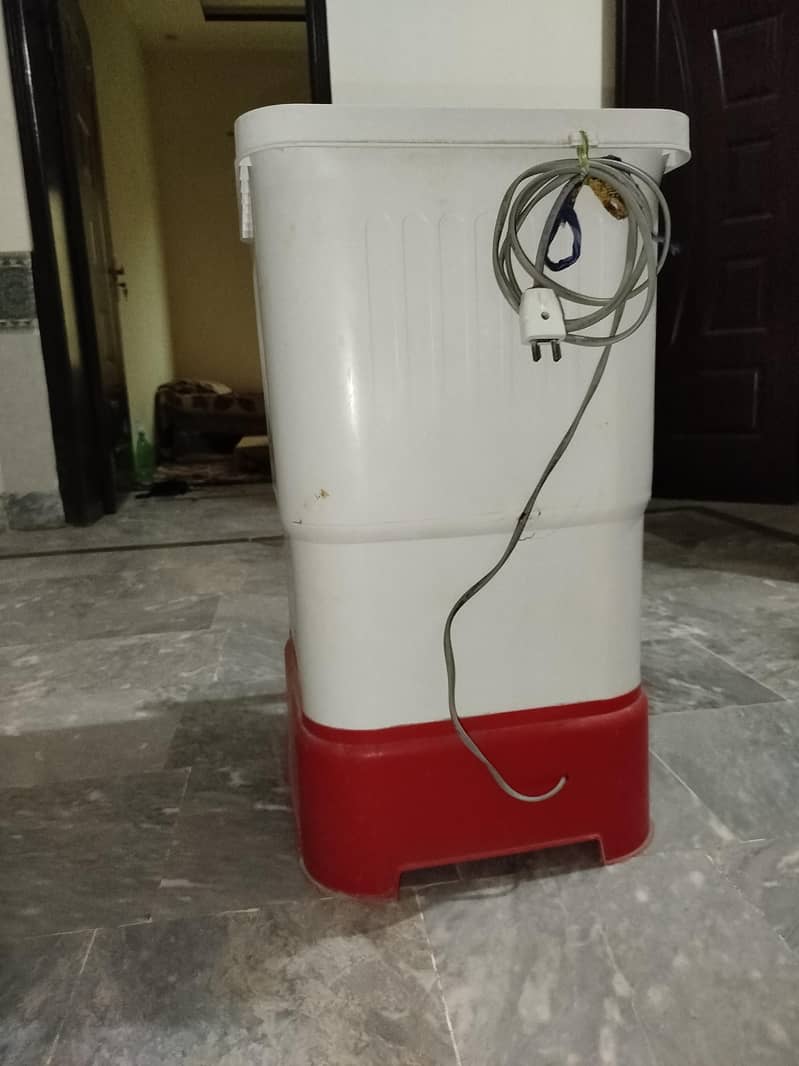 Washing Machine Small 1