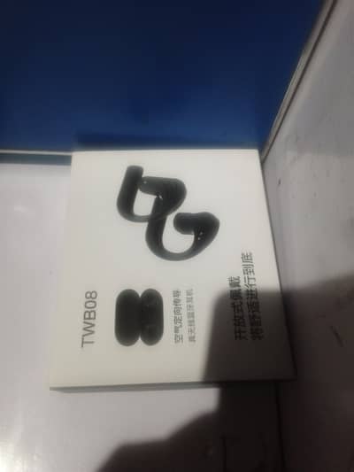 Branded strong earbuds premium quality clear calling