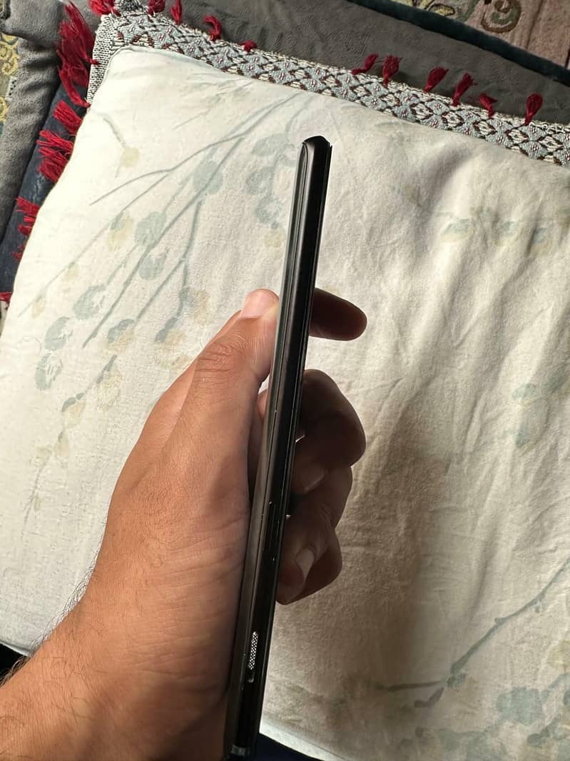 One Plus 6T 5