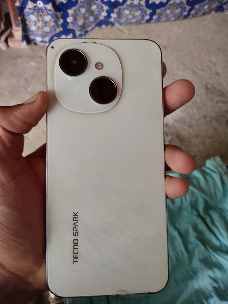 TECNO speak go 1 1