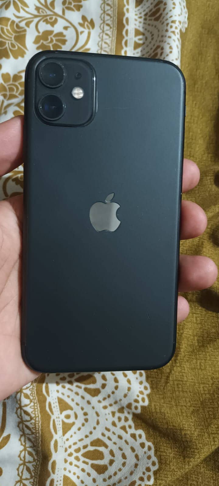 Apple iPhone 11 0