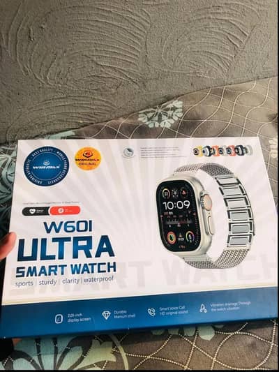 W601 ULTRA SMART WATCH