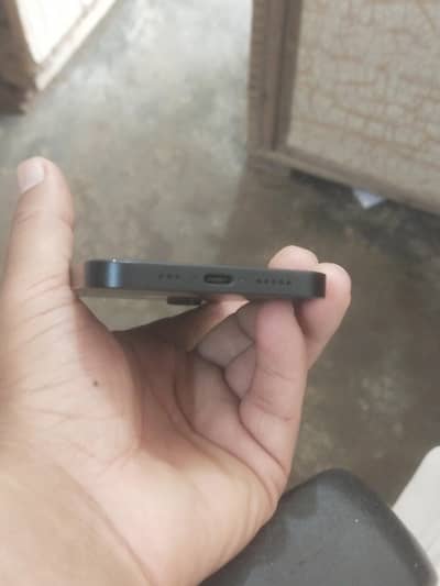 Apple iPhone 16e