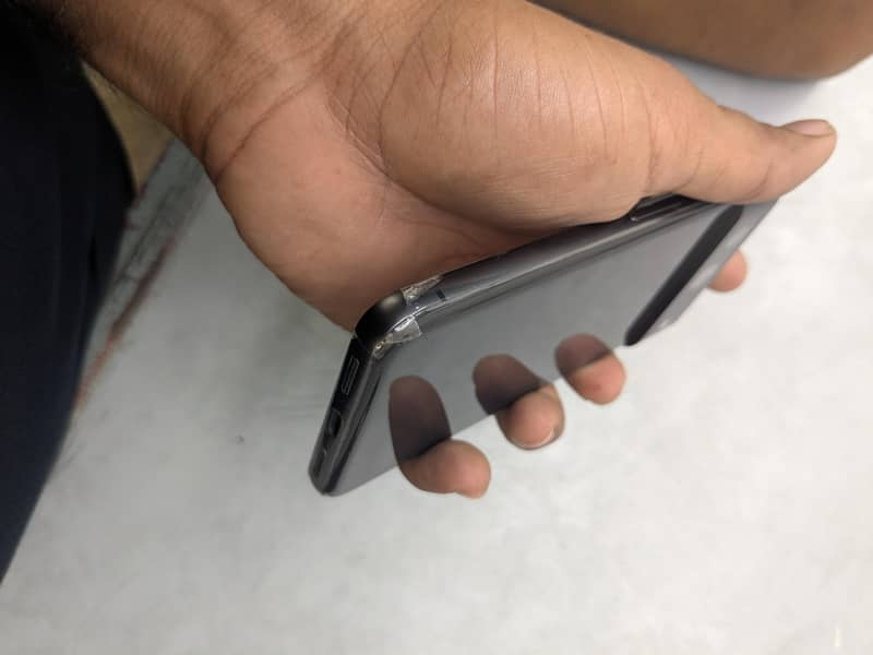 Google Pixel 8 2