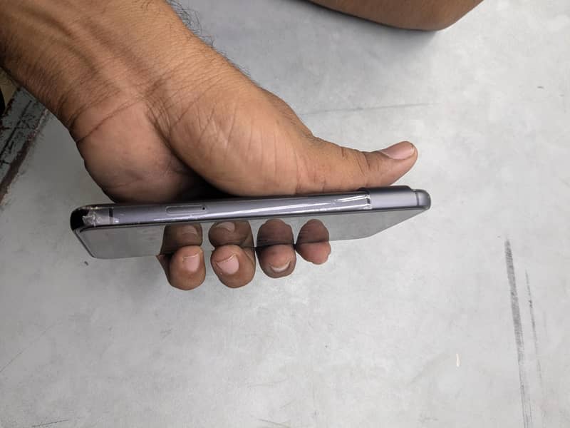 Google Pixel 8 6