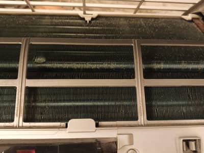 gree g10 All okay 10by 10 inverter AC with original gas remort