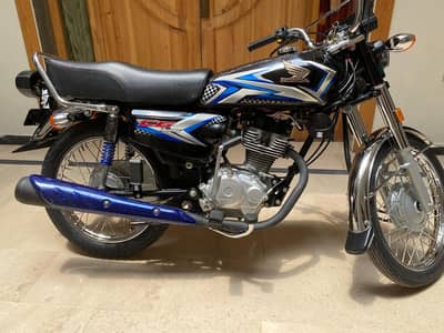 original paint/ first owner/ like a brand new