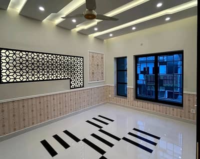 House Of 3200 Square Feet For sale In G-14