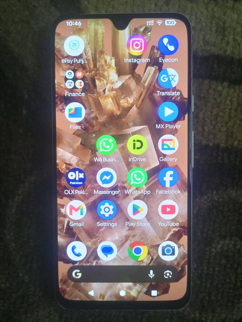 Google Pixel 8 panel change 1