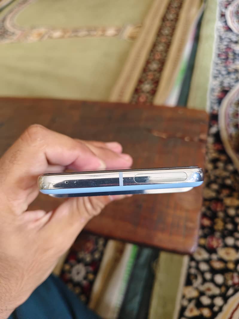 Google Pixel 8 Pro 2