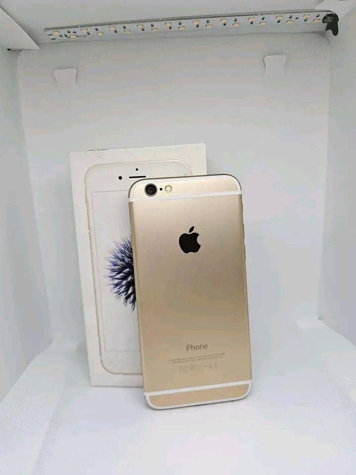 Apple iPhone 6S Plus 0