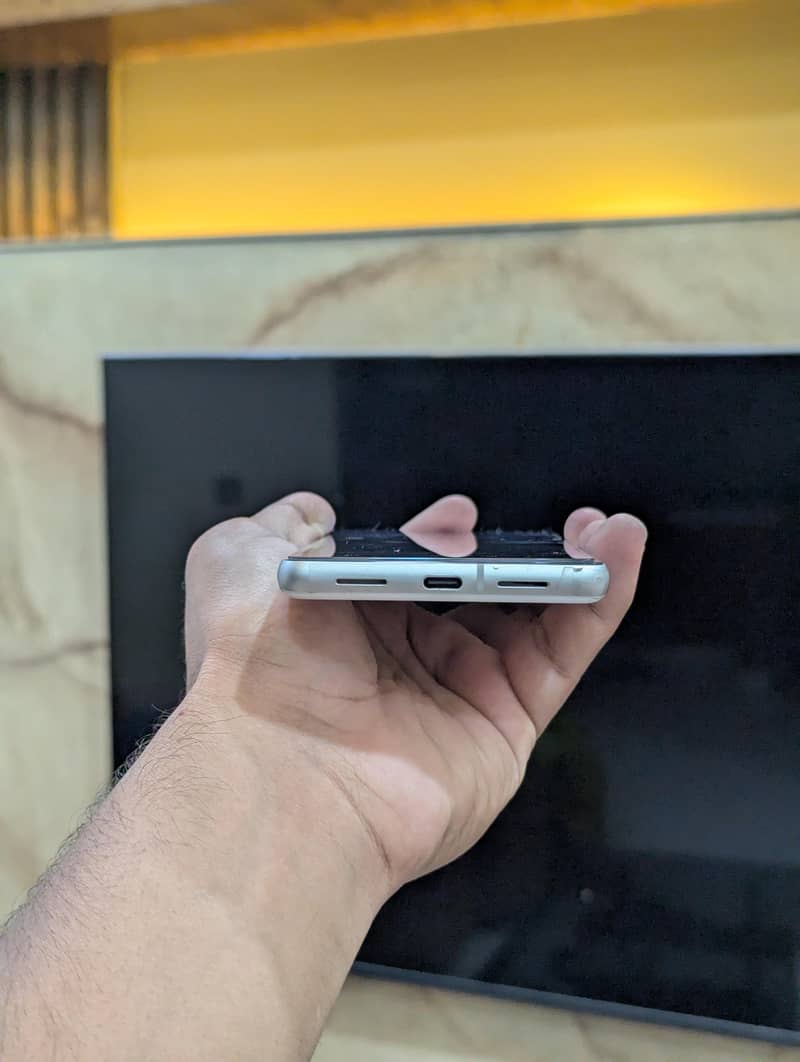 Google Pixel 7 3
