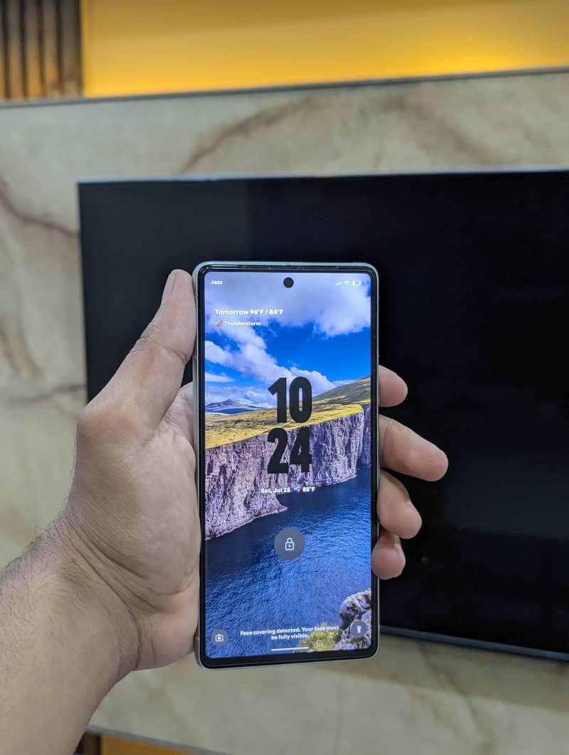 Google Pixel 7 4