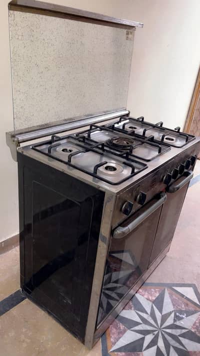 cooking rang puma brand bohat hi munasib rate h