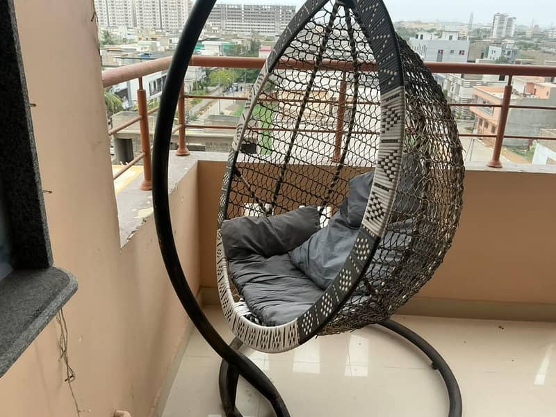 hanging swing 1