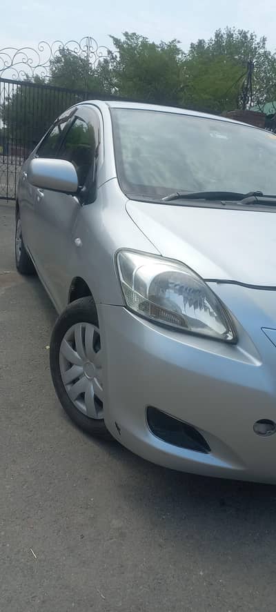 Toyota Belta 2012
