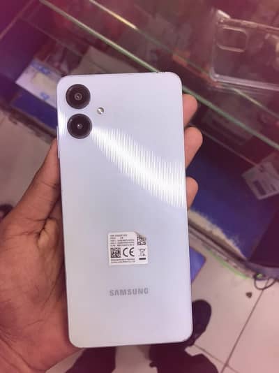 Samsung Mobile A06