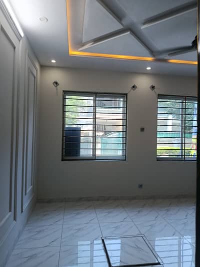 5merla brand new debel story house for rent alkterk
