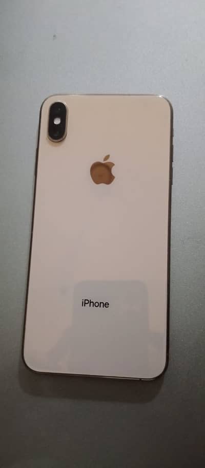 I phone xmax