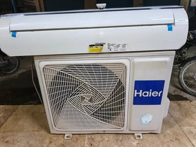 Haier 1 Ton DC inverter 03418561122