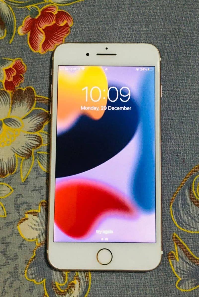 Apple iPhone 7 Plus 2