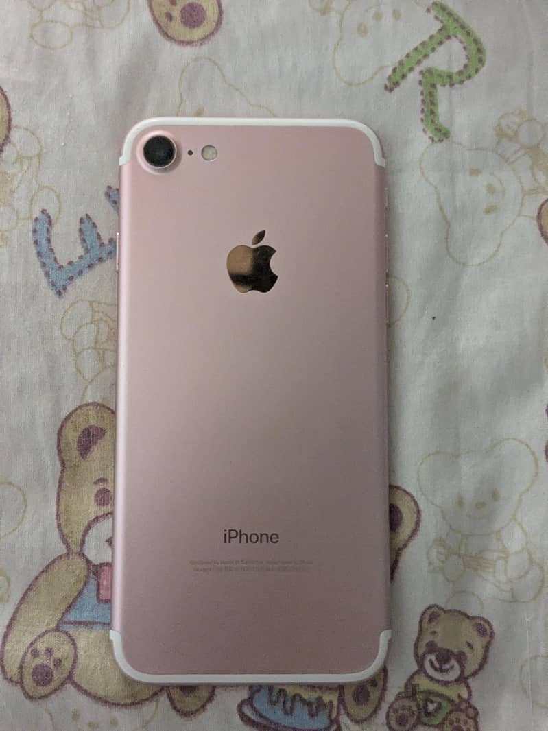 Apple iPhone 7 0