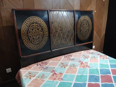 Bed for sale only 6 months used.