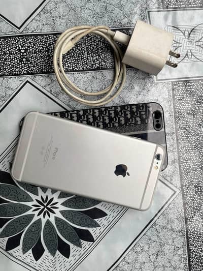 Apple iPhone 6S Plus