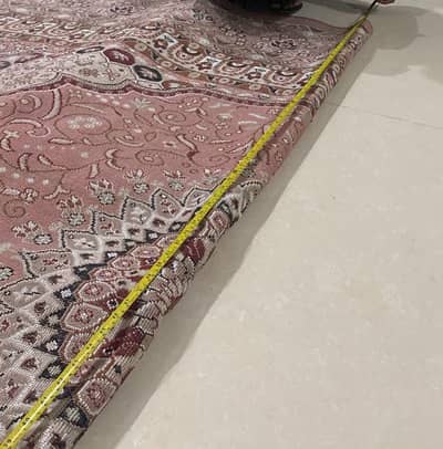 11x8 Decorative Carpet – Excellent Condition