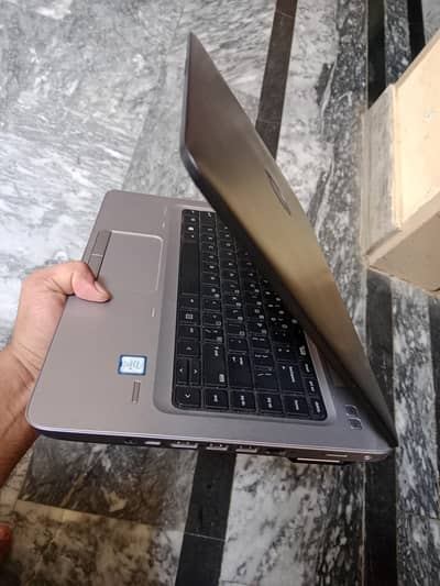 want to sale my lap top