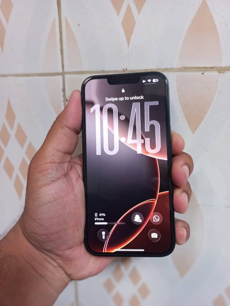 Iphone 13 JV 1