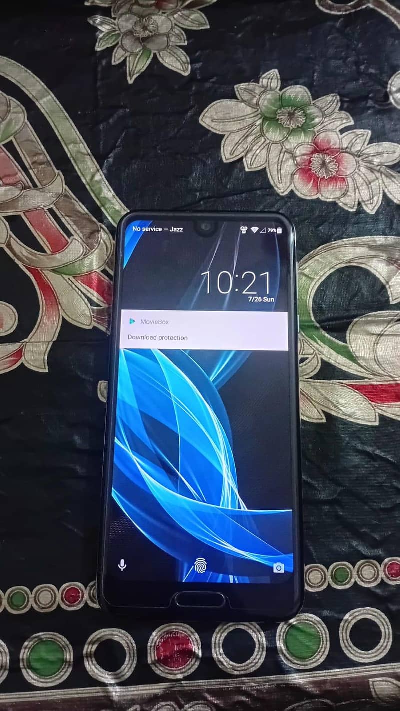 Sharp Aquos R2 1
