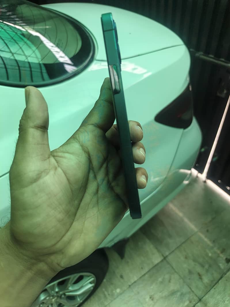 iphone 12 pro 5