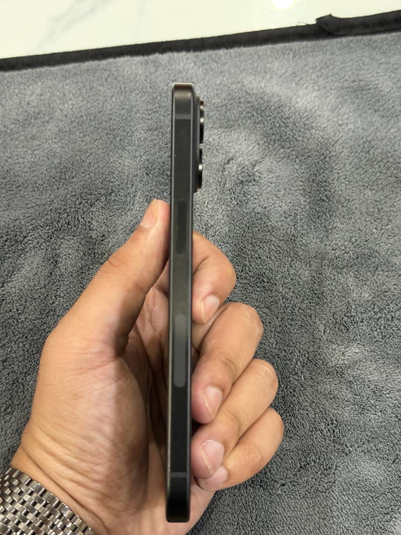 Apple iPhone 15 1
