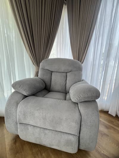 Comfy recliner Sofa