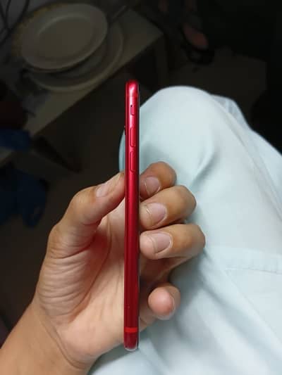 Apple iPhone SE