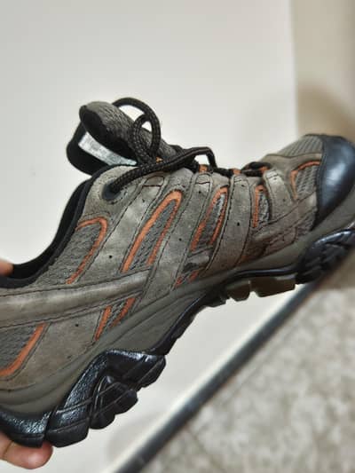 merrell top of the line hiking shoes