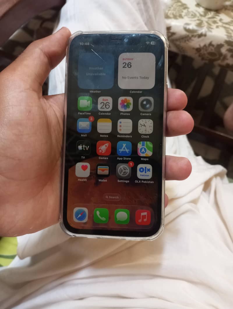 Apple iPhone 12 1