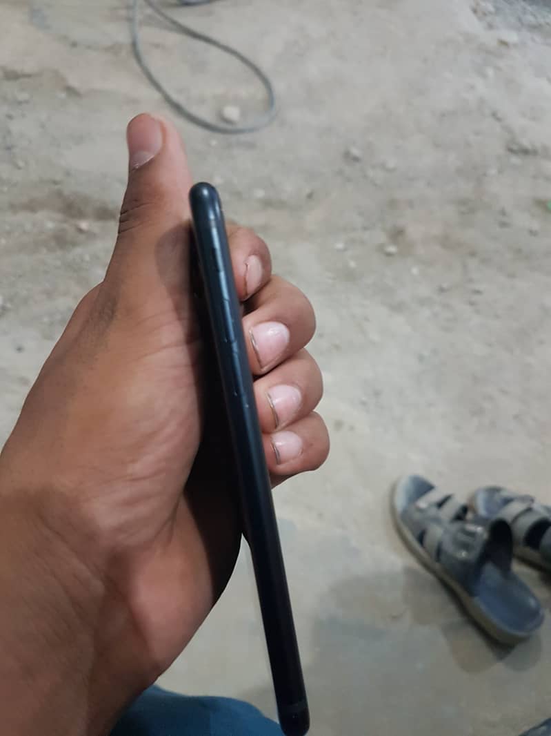 Apple iPhone SE3 1