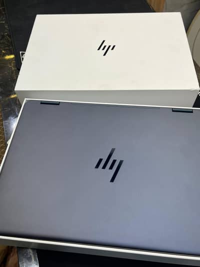 HP ULTRA 7 155H