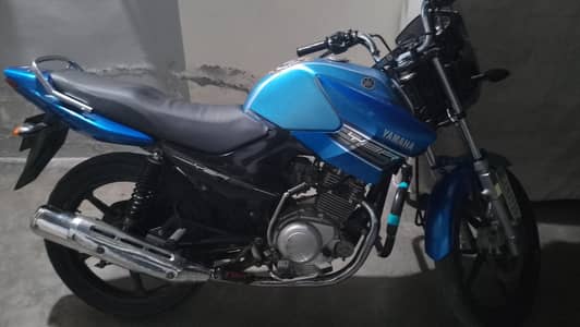 ybr 2015 model baik full ok ha koi kam ni hona wala