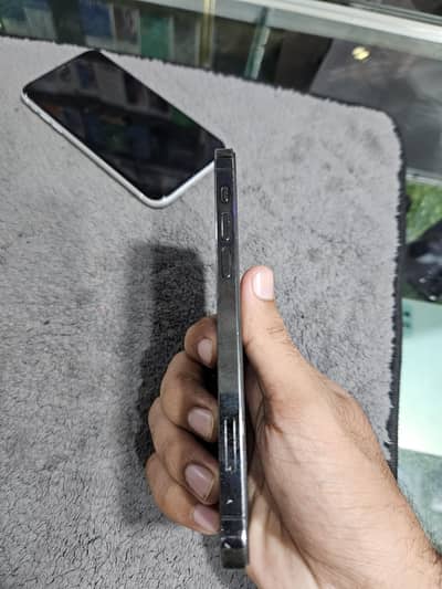 Apple iPhone 12 Pro