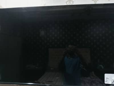 Multynet 4K LED Panel Damge