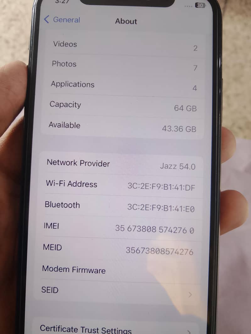 Apple iPhone X 4