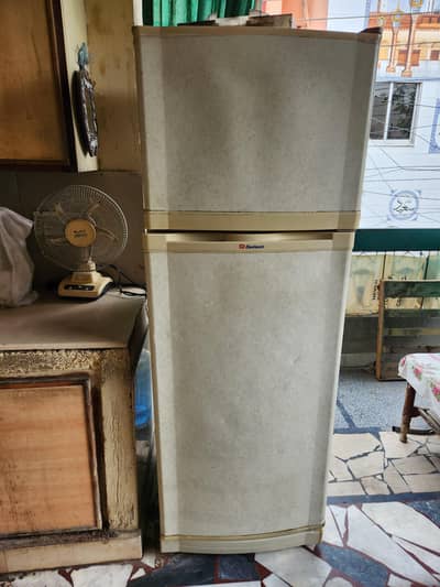 Dawlance Double Door Fridge – Excellent Cooling Condition